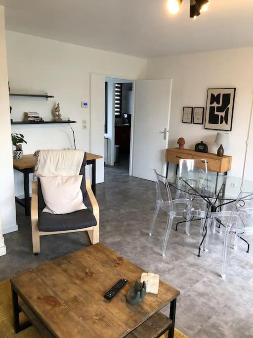 Rdc Quartier Calme Apartment